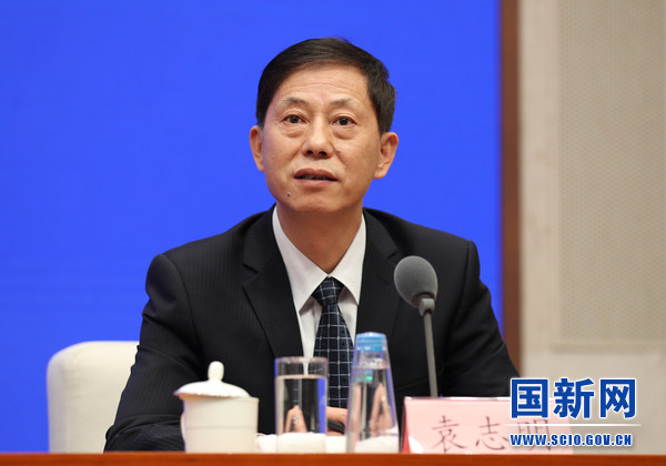 Yuan Zhiming, profesor në Institutin e Virologjisë të Wuhan-it dhe drejtor i Laboratorit Kombëtar të Biosigurisë